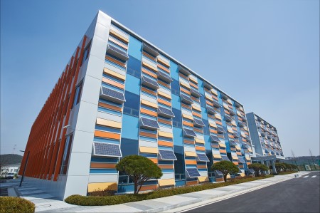 new_사진2 한화서산솔라벤처단지 전경.jpg