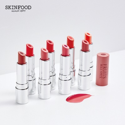 [스킨푸드 이미지] 스킨푸드, 볼륨 레이어링 립 메이크업을 위한 '비타 컬러 후르츠 롤스틱’ 출시.jpg