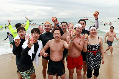 농심-해운대 북극곰수영축제.jpg