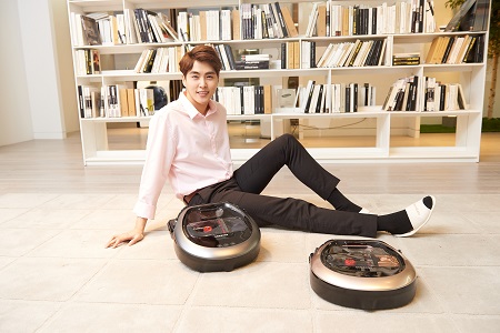 삼성전자, 2017년형 ‘파워봇’ 신제품 출시(모델컷) (4).jpg