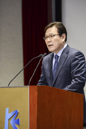 최종구 수은 회장.jpg