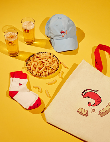 [농심] 국민스낵 새우깡 옷으로 재탄생 01.jpg