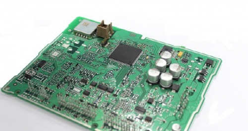 크기변환_그랜저에 적용된 현대오트론 IBU 제어기..jpg