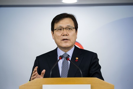 금융위_171221_송년 기자간담회_PR_003.jpg