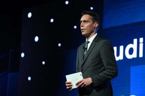 크기변환_[1] AVK 기자간담회_르네 코네베아그 그룹총괄사장.jpg