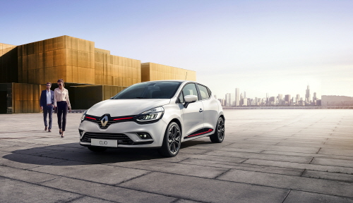 크기변환_Renault_CLIO_4.jpg