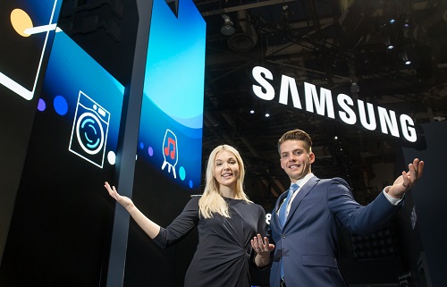 CES2019 개막 삼성전자 전시장(2)_초대형 LED 사이지니.jpg