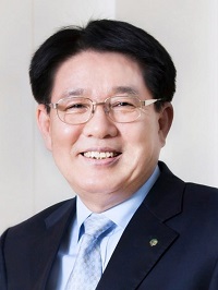 유한양행 이정희 사장.jpg