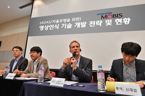 ((((2019서울모터쇼_기자간담회_자율주행개발센터장_그레고리 바라토프_상무.jpg ((((2019서울모터쇼_기자간담회_자율주행개발센터장_그레고리 바라토프_상무.jpg