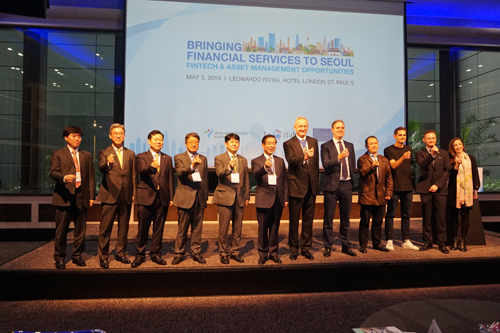 2019년 서울 금융중심지 런던 IR(5.3.금)_참석자 단체.JPG
