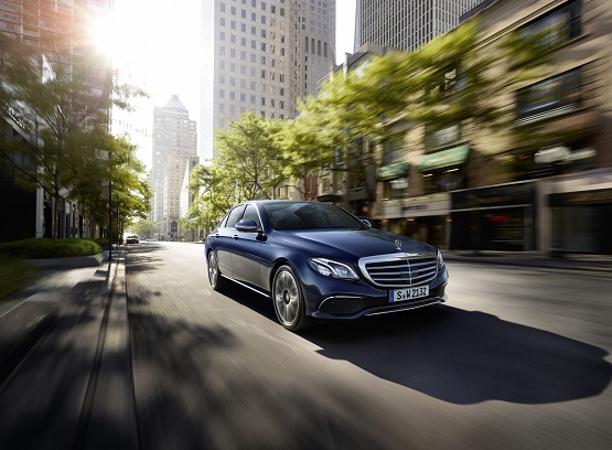 [사진] 메르세데스-벤츠 코리아, 전국에서 5주간 '여름맞이 서비스 캠페인' 실시.jpg