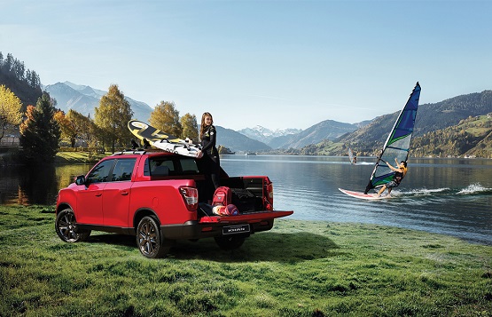 렉스턴 스포츠 칸_서핑레드.jpg