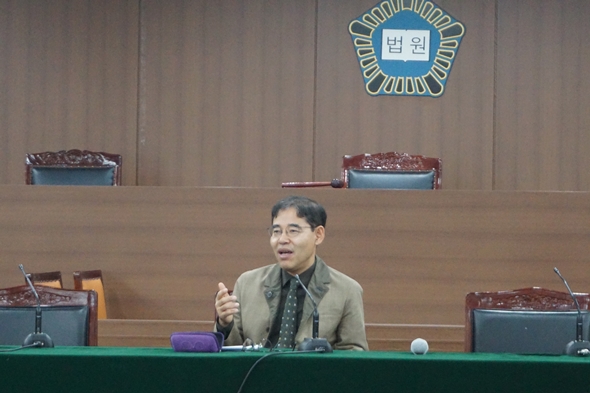 590 정 교수.JPG 590 정 교수.JPG