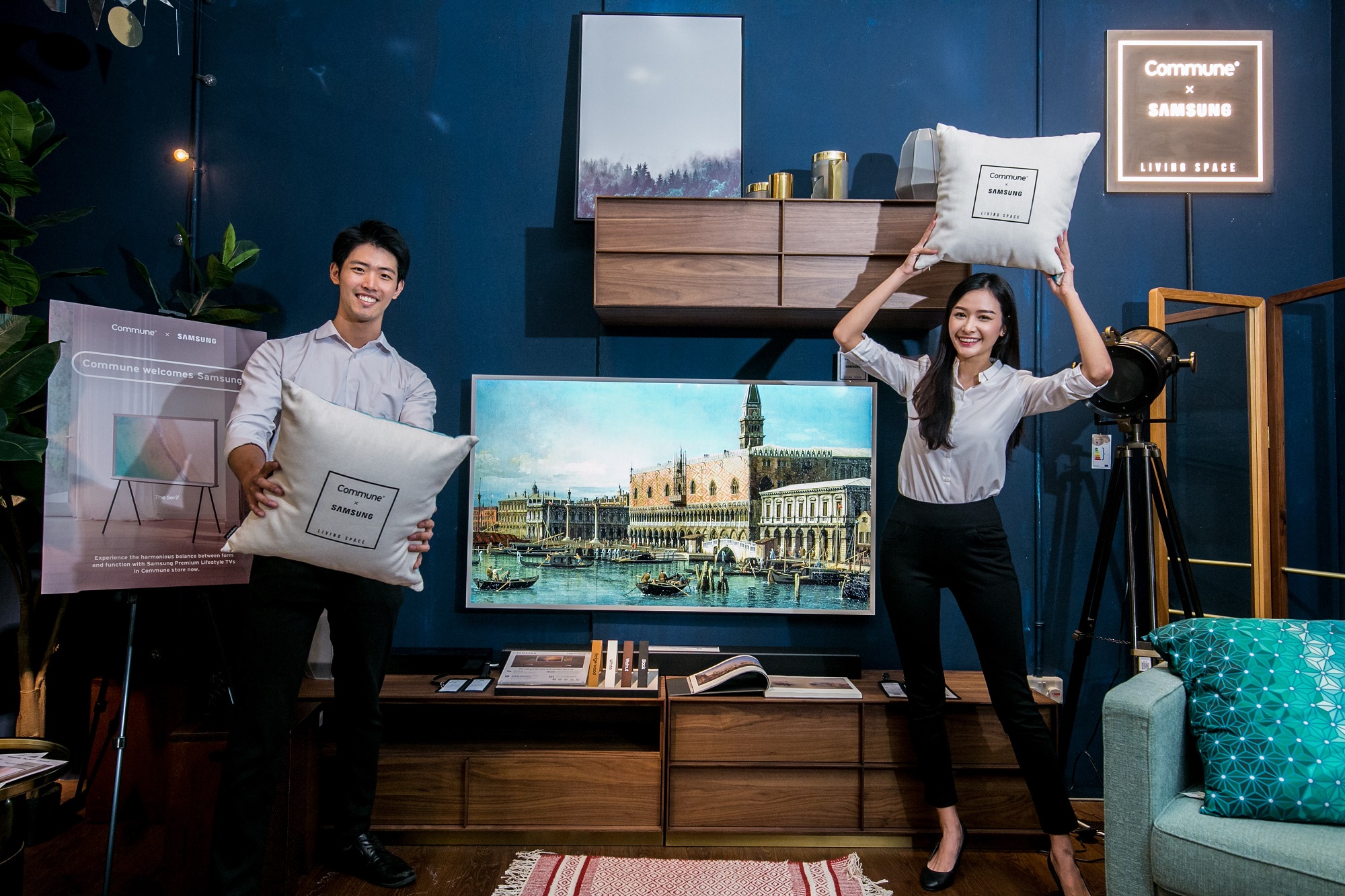 삼성전자, 싱가포르에 더 세리프 출시하며 라이프스타일 TV 체험공간 오픈(3).jpg