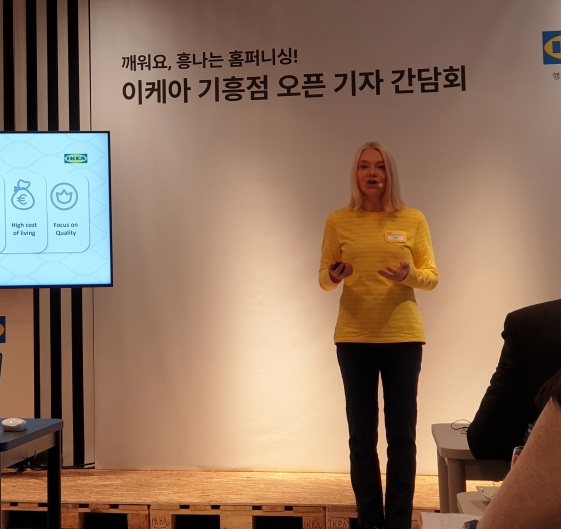 점장님.jpg 점장님.jpg