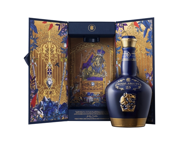 로얄살루트 25년 트레저드 블렌드.jpg
