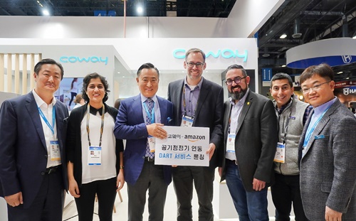 [사진자료1] 코웨이, 2020 CES서 공기청정기 연동 아마존 DART 서비스 첫 공개.jpg