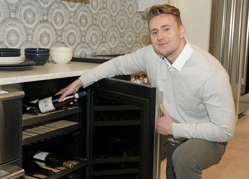 4_LG전자_KBIS 2020  참가_언더카운터 와인셀러.jpg