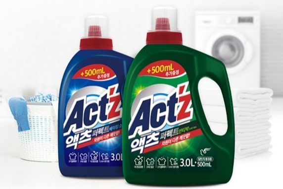 ▲피죤 액츠 퍼펙트 베이킹소다(왼쪽), 안티박.