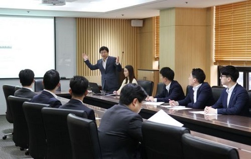 ▲ 김경규 대표 취임 후 조직된 사내 청년위원회 'Hi-IOC 위원회'