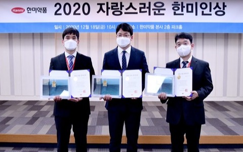 (왼쪽부터) 김정국 PL(R&D부문), 김성완 MR(영업부문), 최진명 팀장(생산부문)