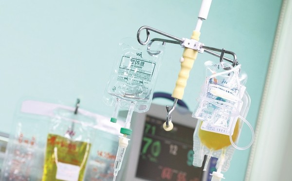 ▲병원 응급입원실 현장에서 사용되는 JW수액