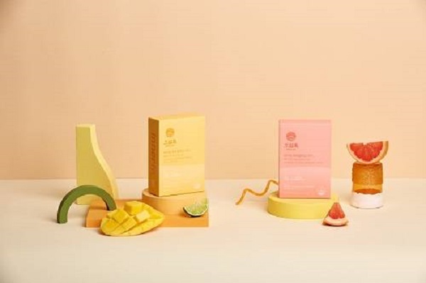 ▲이너핏 워터플러스 깔라망고맛(좌), 해피자몽맛(우)