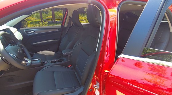 ▲한눈에 봐도 널찍한 내부