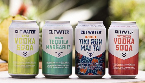 ▲(왼쪽부터) 보드카 소다 라임, 라임 데킬라 마가리타, 티키 럼 마이타이, 보드카 소다 자몽