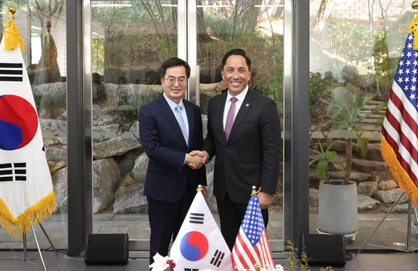 김동연 경기도지사(왼쪽), 미국 샌디에이고 토드 글로리아 시장