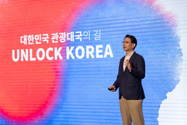 ▲ '대한민국 관광대국의 길' 간담회에서 장수청 교수가 발언하고 있다