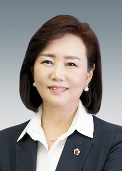 ▲정윤경 경기도의회 부의장