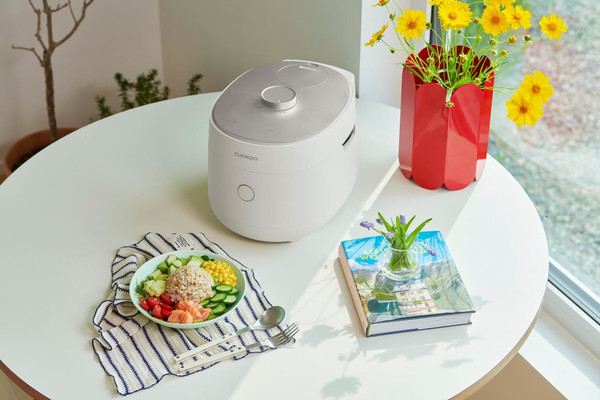 ▲쿠쿠전자 '쿠쿠 트윈프레셔 마스터셰프 저당밥솥 사일런스 오브제'