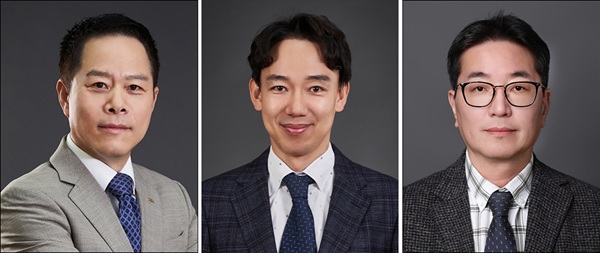 ▲(왼쪽부터) 박상영 사장, 배기룡 전무, 정대석 상무