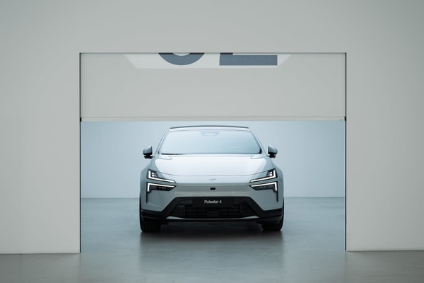 ▲폴스타 '폴스타4'