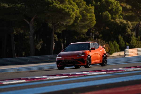 ▲제네시스 'GV60 마그마'