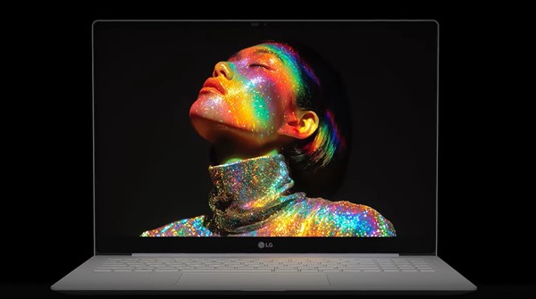 ▲LG전자 'LG 그램 프로 AI 2026'